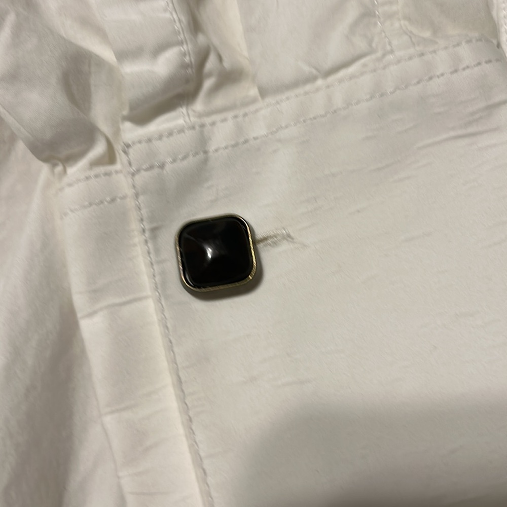 Zara Button Down - Picture 2 of 4